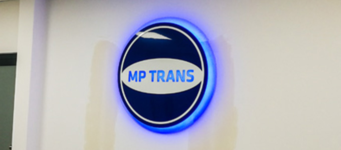logo podswietlane mptrans